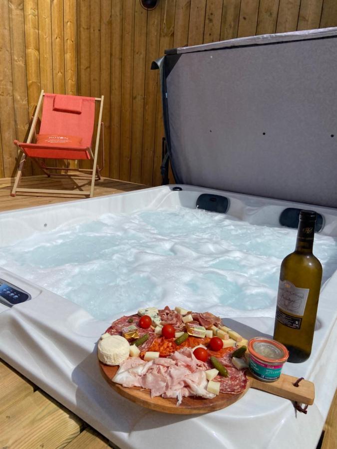 Les Lodges Du Quereux Chaillevette 외부 사진